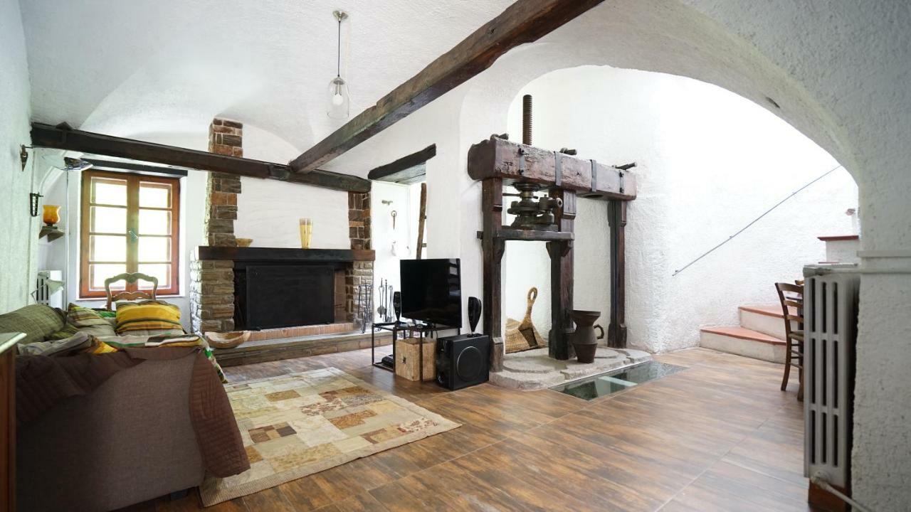 Villa Old Mill Pigna Esterno foto